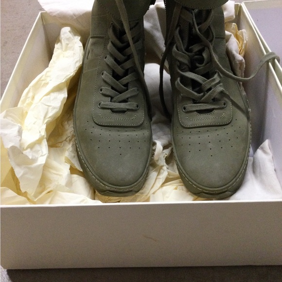 Olive Green High-Top Sneakers main image 9